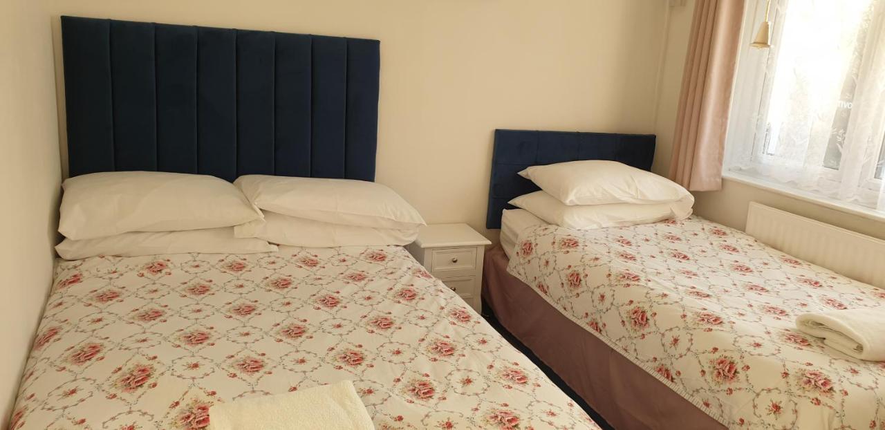 Tivoli Bungalow ويستون سوبر مير المظهر الخارجي الصورة